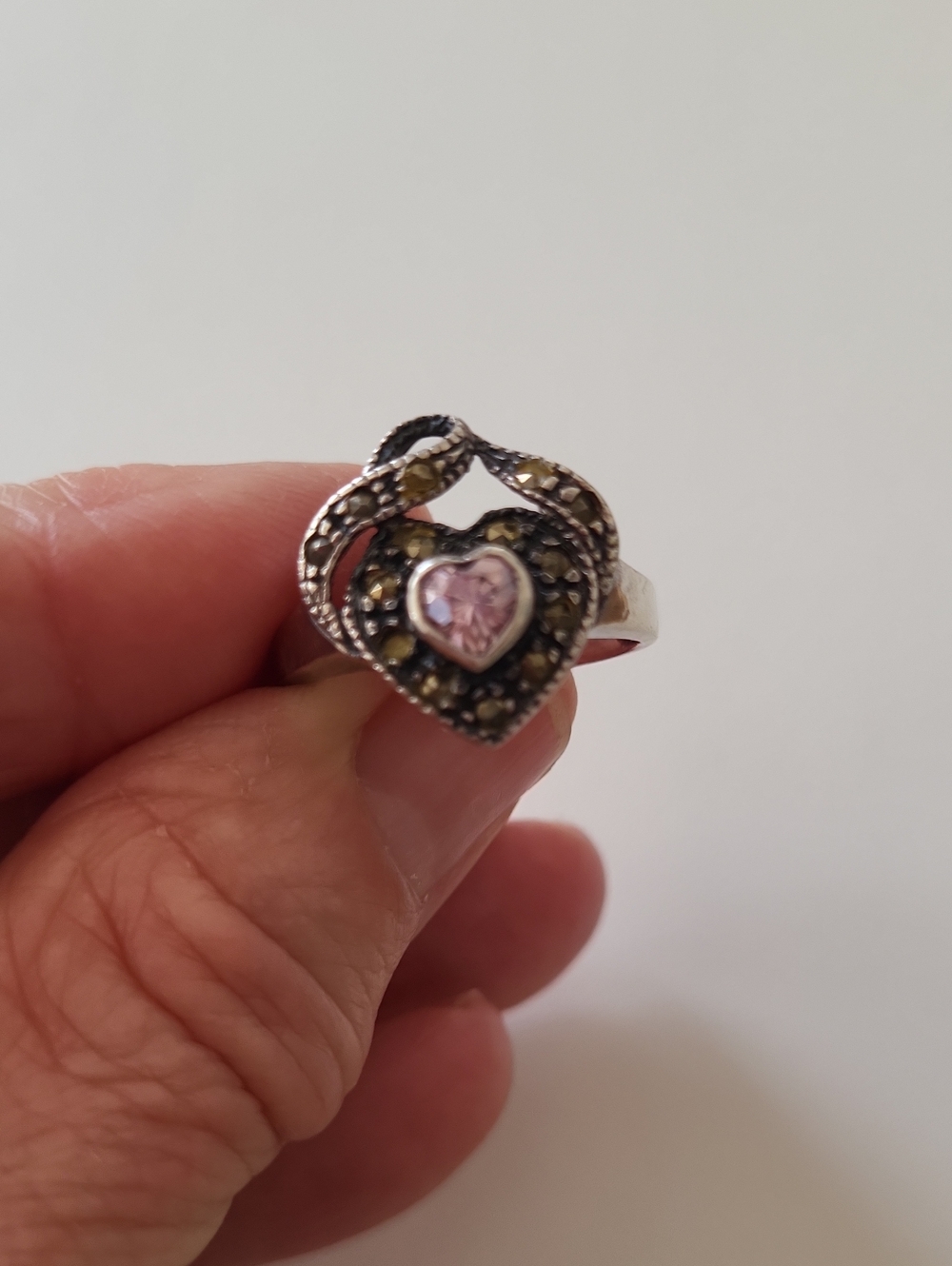 Vintage 925 Sterling Silver Pink CZ  Marcasite Heart Ring